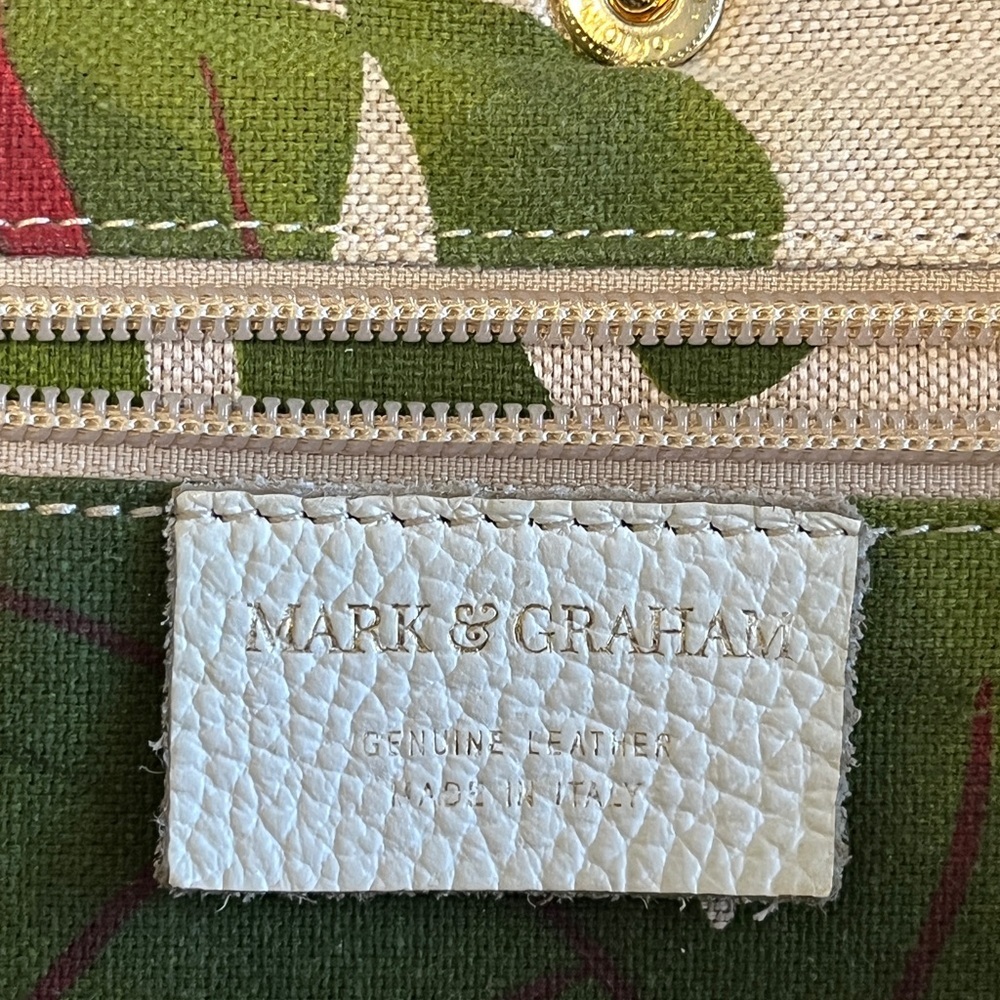 Mark & Graham Green and Cream Leather purse - Picture 3 of 10